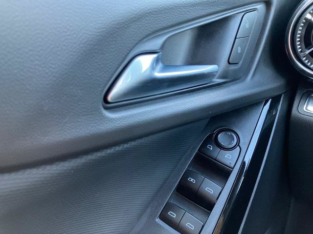 Used 2026 Chevrolet Equinox LT w/ Safety and Technology Package FWD image 34
