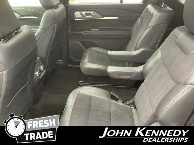 Certified 2025 Ford Explorer ST image 27