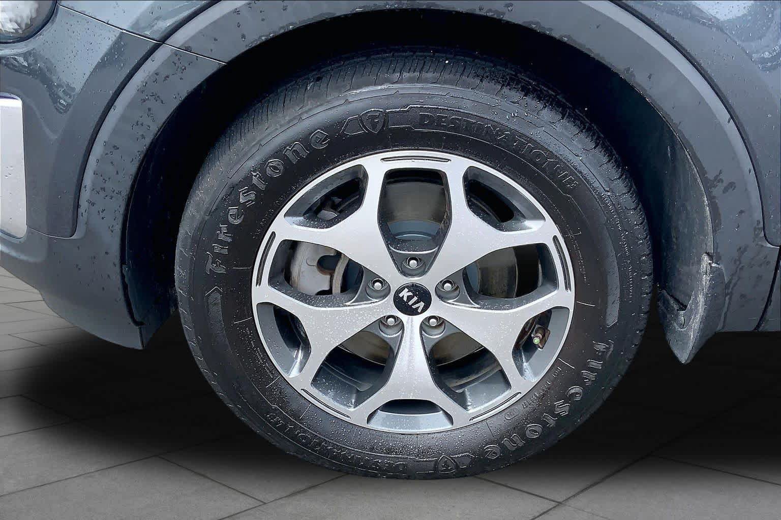 Used 2021 Kia Telluride EX FWD image 11