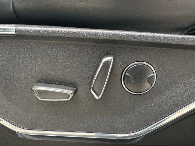 Certified 2022 Ford F150 Platinum w/ Equipment Group 701A High image 31