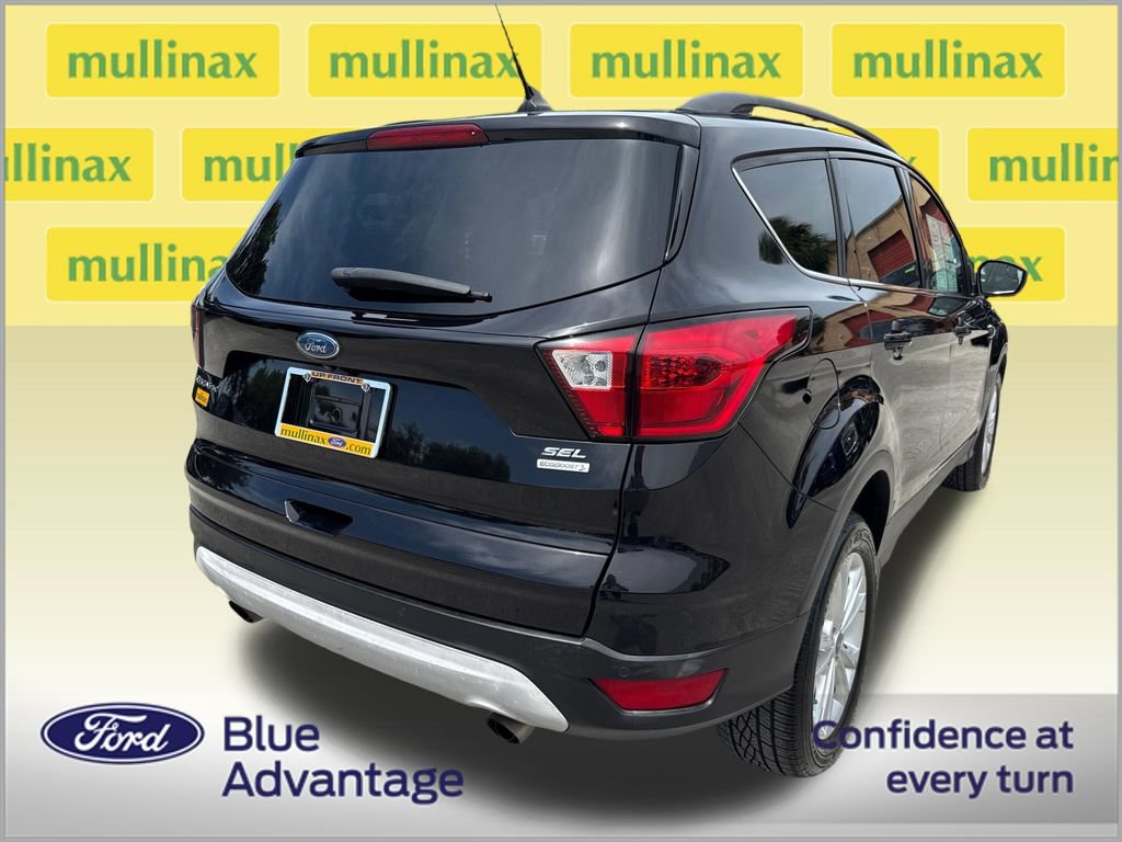 Certified 2019 Ford Escape SEL FWD image 4