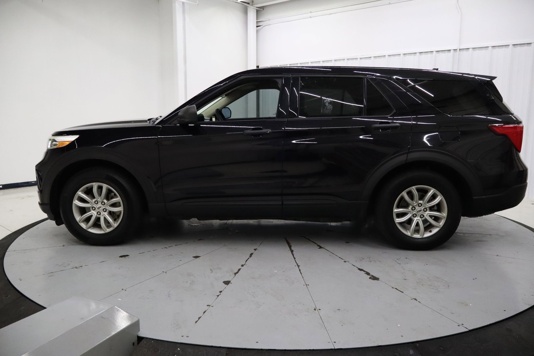 Certified 2020 Ford Explorer 2WD image 9