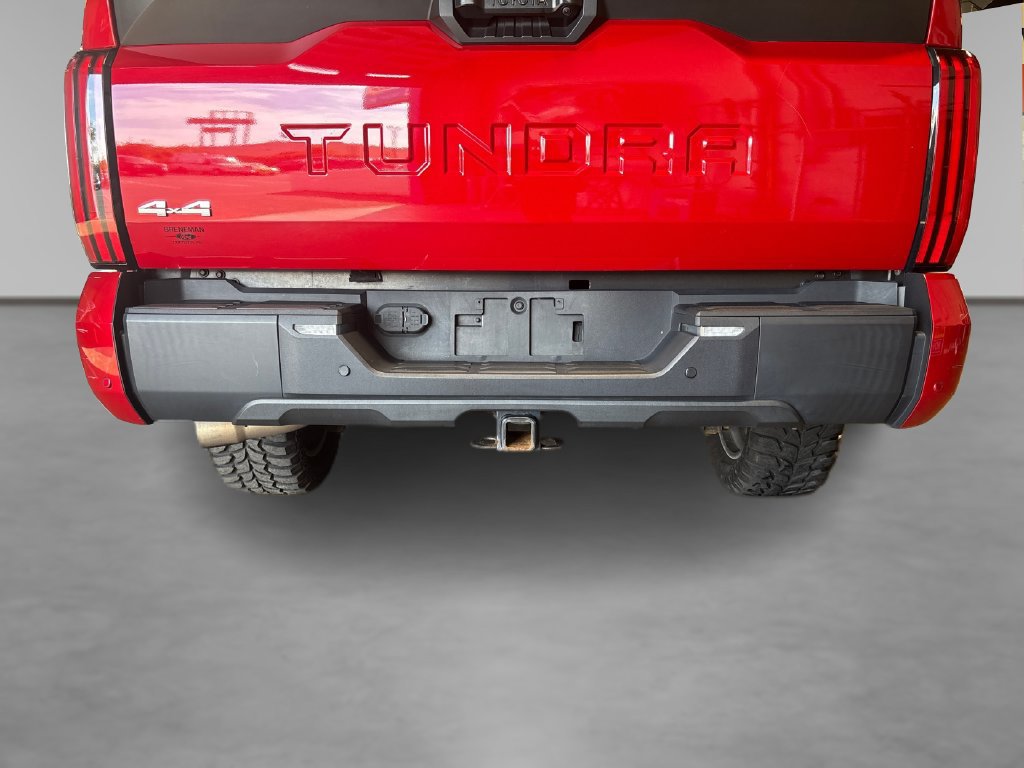 Used 2022 Toyota Tundra SR5 w/ SR5 Convenience Package AWD/4WD image 17