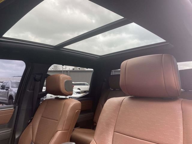 Used 2023 Toyota Tundra 1794 Edition image 17