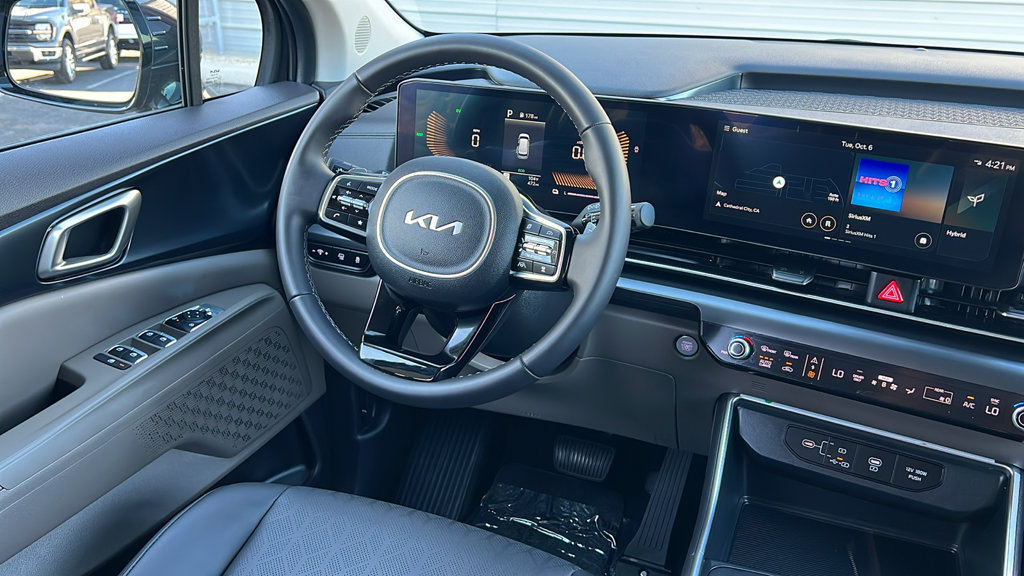 Used 2026 Kia Carnival LXS FWD image 13