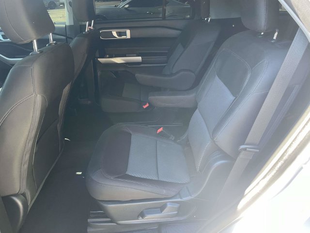 Certified 2023 Ford Explorer XLT RWD image 12