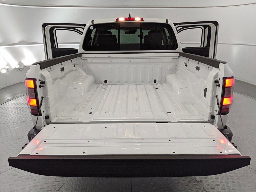 Used 2025 Nissan Frontier S AWD/4WD image 7