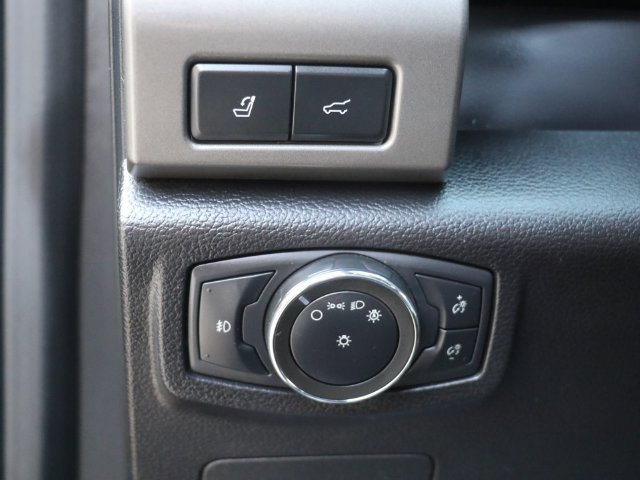 Certified 2020 Ford Expedition Max XLT w/ Equipment Group 202A AWD/4WD image 31