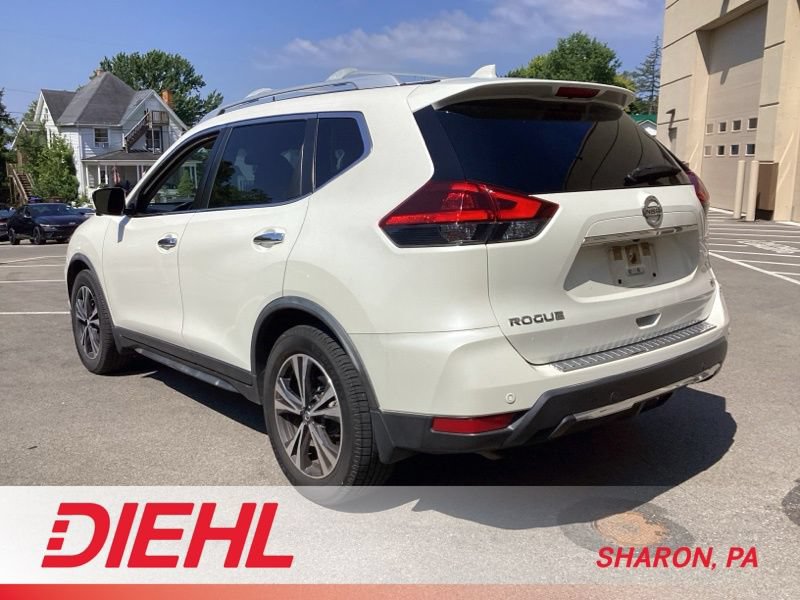 Used 2019 Nissan Rogue SV w/ Premium Package FWD image 9