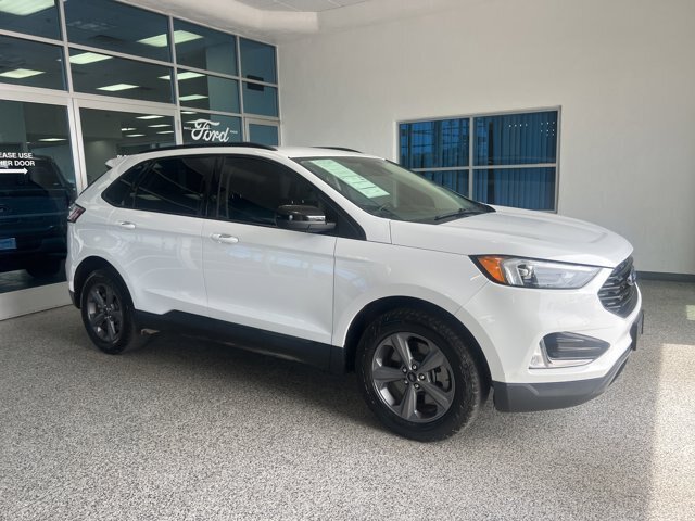 Certified 2023 Ford Edge SEL w/ Sport Appearance Package AWD/4WD image 3