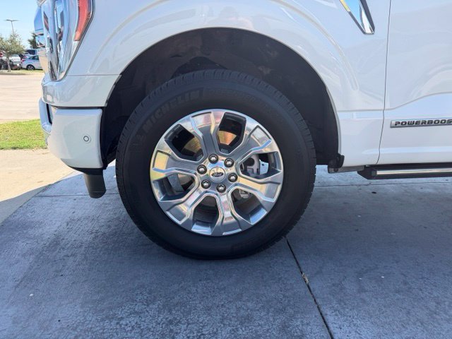 Certified 2022 Ford F150 Platinum w/ Equipment Group 701A High AWD/4WD image 4