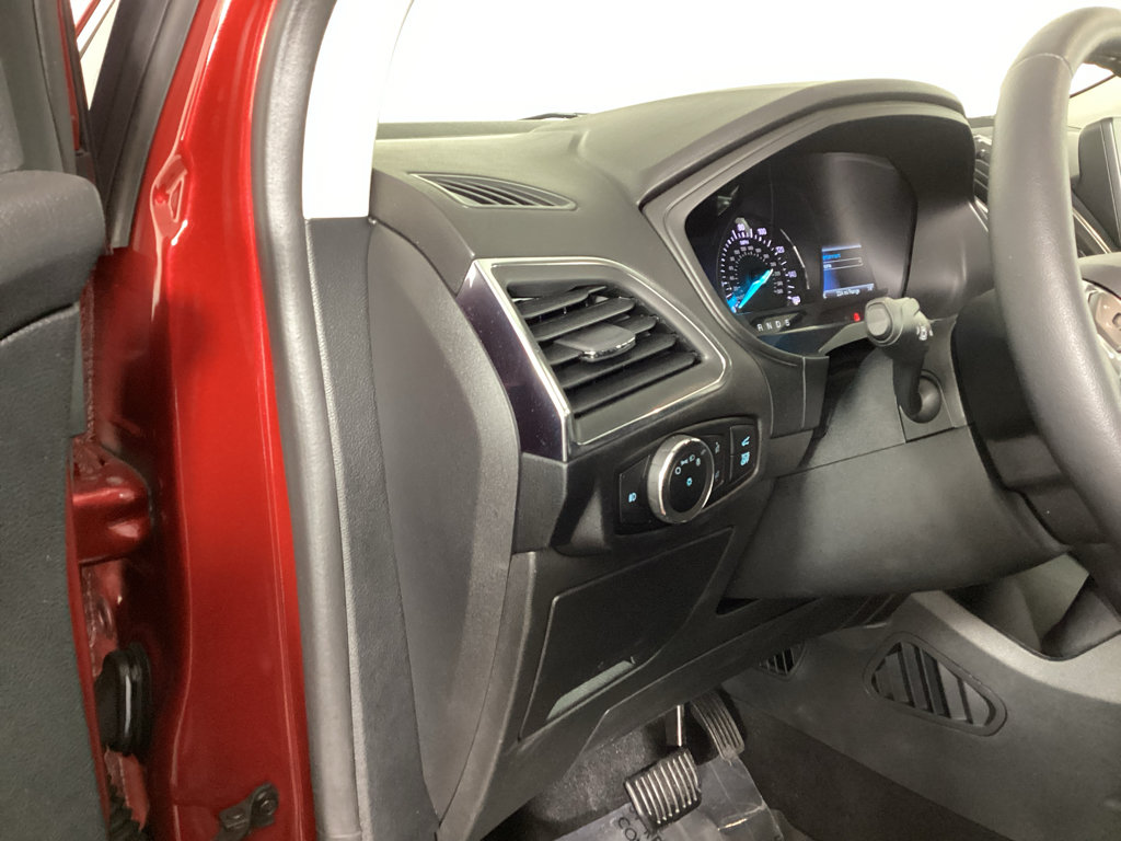 Certified 2024 Ford Edge Titanium AWD/4WD image 20