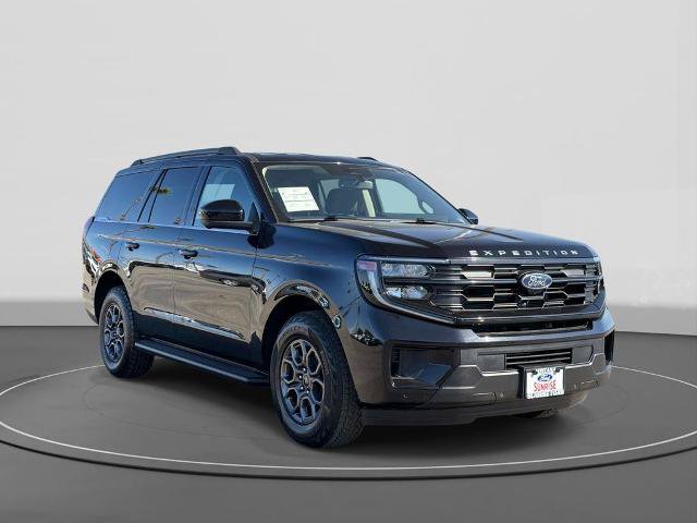 Certified 2025 Ford Expedition Active RWD image 4