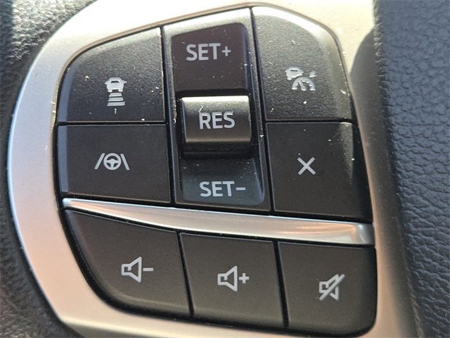 Certified 2022 Ford Explorer XLT w/ Equipment Group 202A image 26