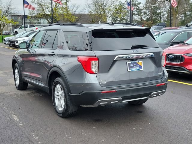 Certified 2024 Ford Explorer XLT w/ Equipment Group 202A image 3