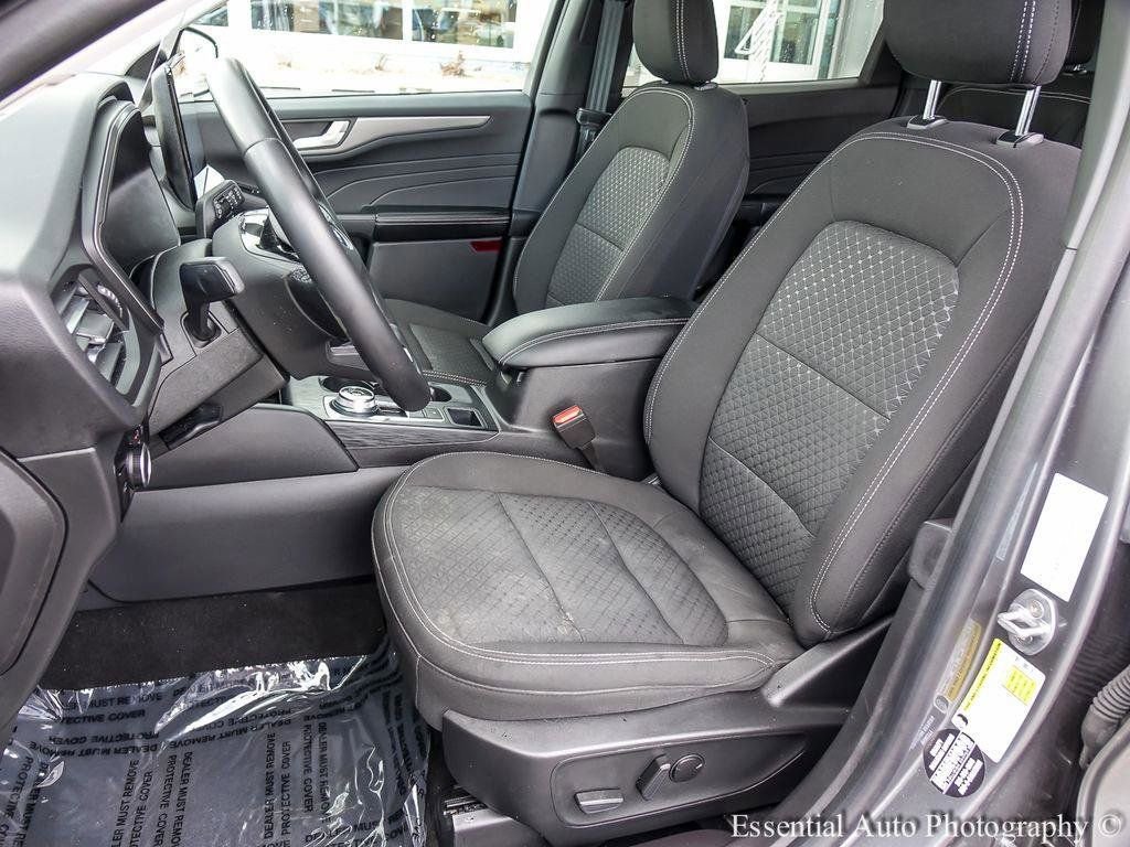 Certified 2023 Ford Escape Active w/ Tech Pack #2 FWD image 9