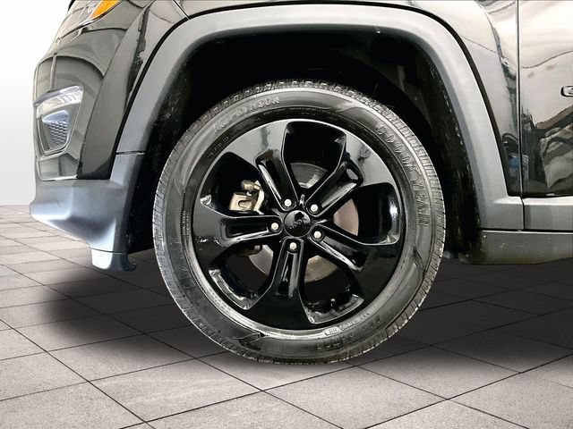 Used 2018 Jeep Compass Latitude w/ Popular Equipment Group AWD/4WD image 8