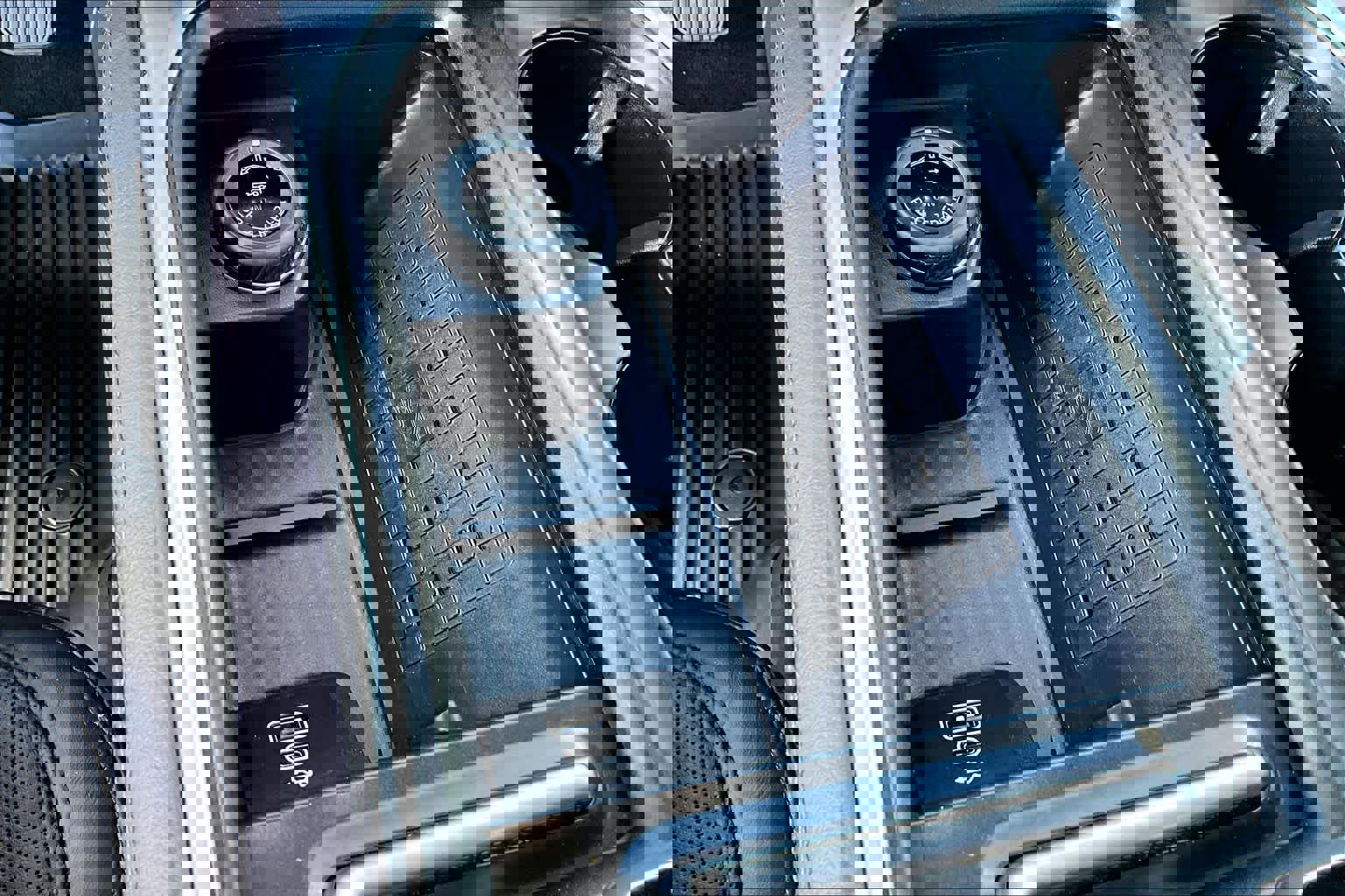 Certified 2025 Ford Expedition Platinum w/ Platinum Ultimate Package image 21