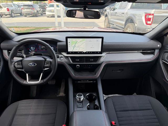 Certified 2025 Ford Explorer ST-Line w/ ST-Line Street Pack AWD/4WD image 15