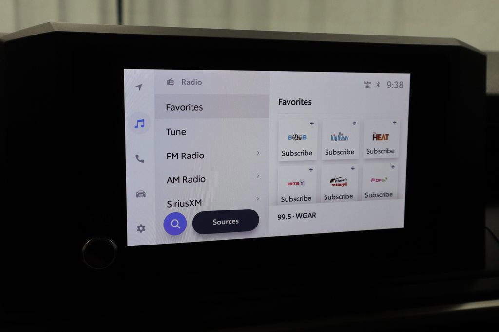 Used 2024 Toyota Tacoma SR AWD/4WD image 9