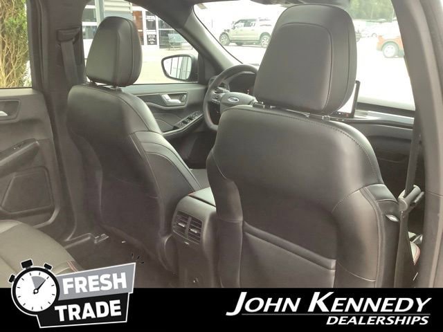 Certified 2023 Ford Escape ST-Line w/ Tech Pack #1 AWD/4WD image 28
