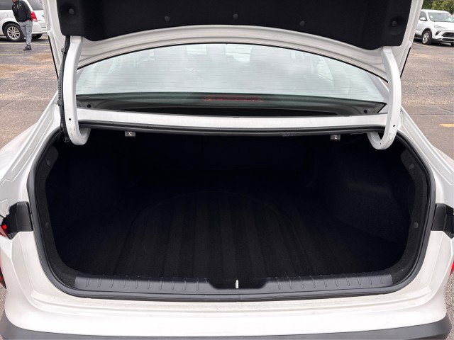 Used 2025 Kia K4 FWD image 11