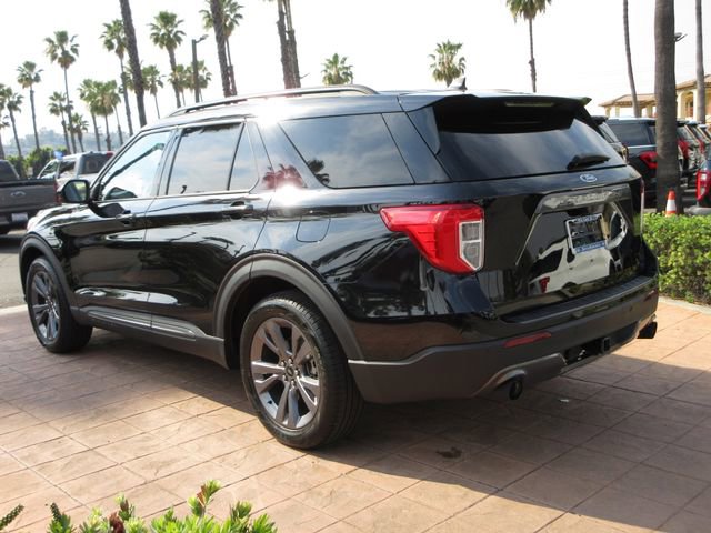 Certified 2023 Ford Explorer XLT w/ Equipment Group 202A image 2