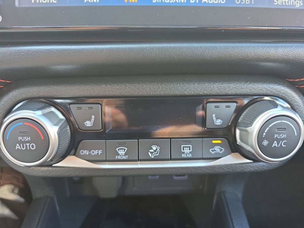 Used 2024 Nissan Versa SR w/ Trunk Package image 28