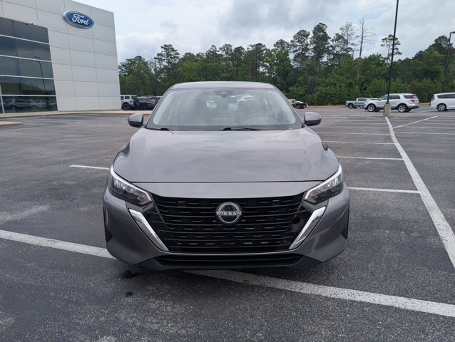 Used 2024 Nissan Sentra SV w/ Trunk Package FWD image 8