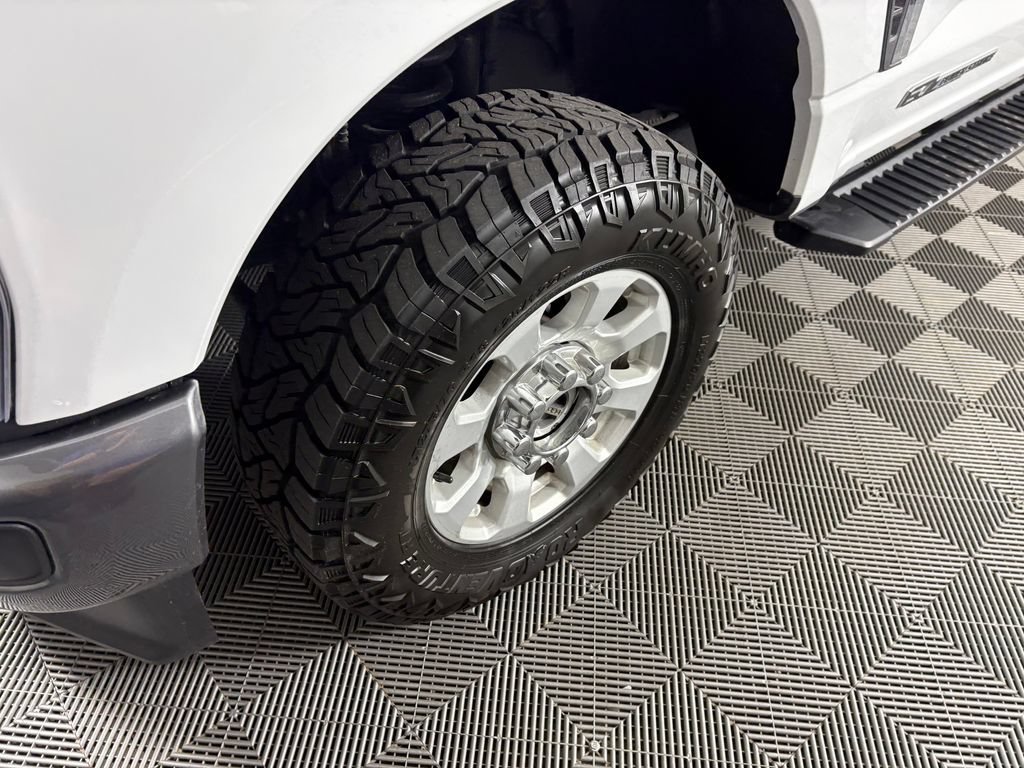 Certified 2024 Ford F250 XLT AWD/4WD image 10