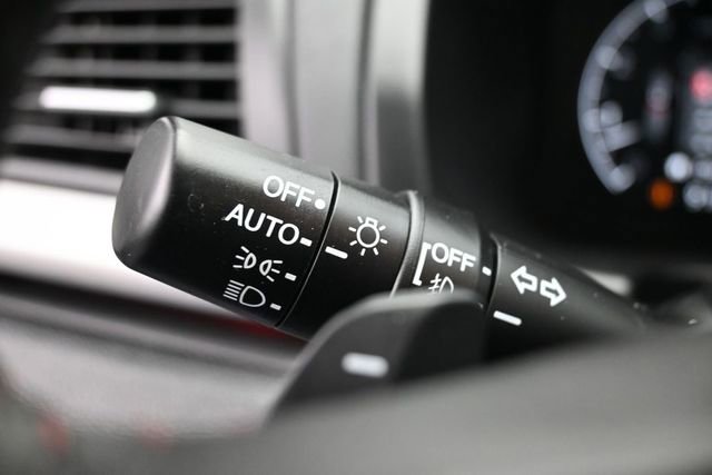 Used 2025 Honda Odyssey Sport-L image 23