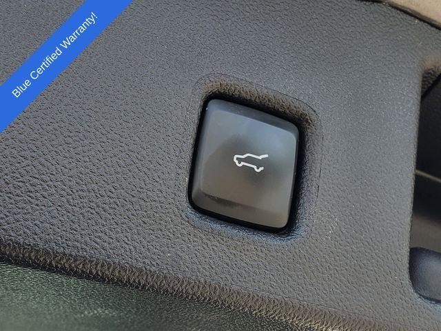 Certified 2025 Ford Escape Platinum AWD/4WD image 29