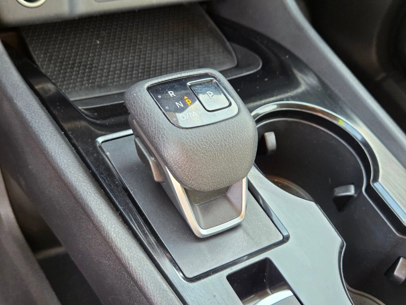 Used 2023 Nissan Rogue SV image 23