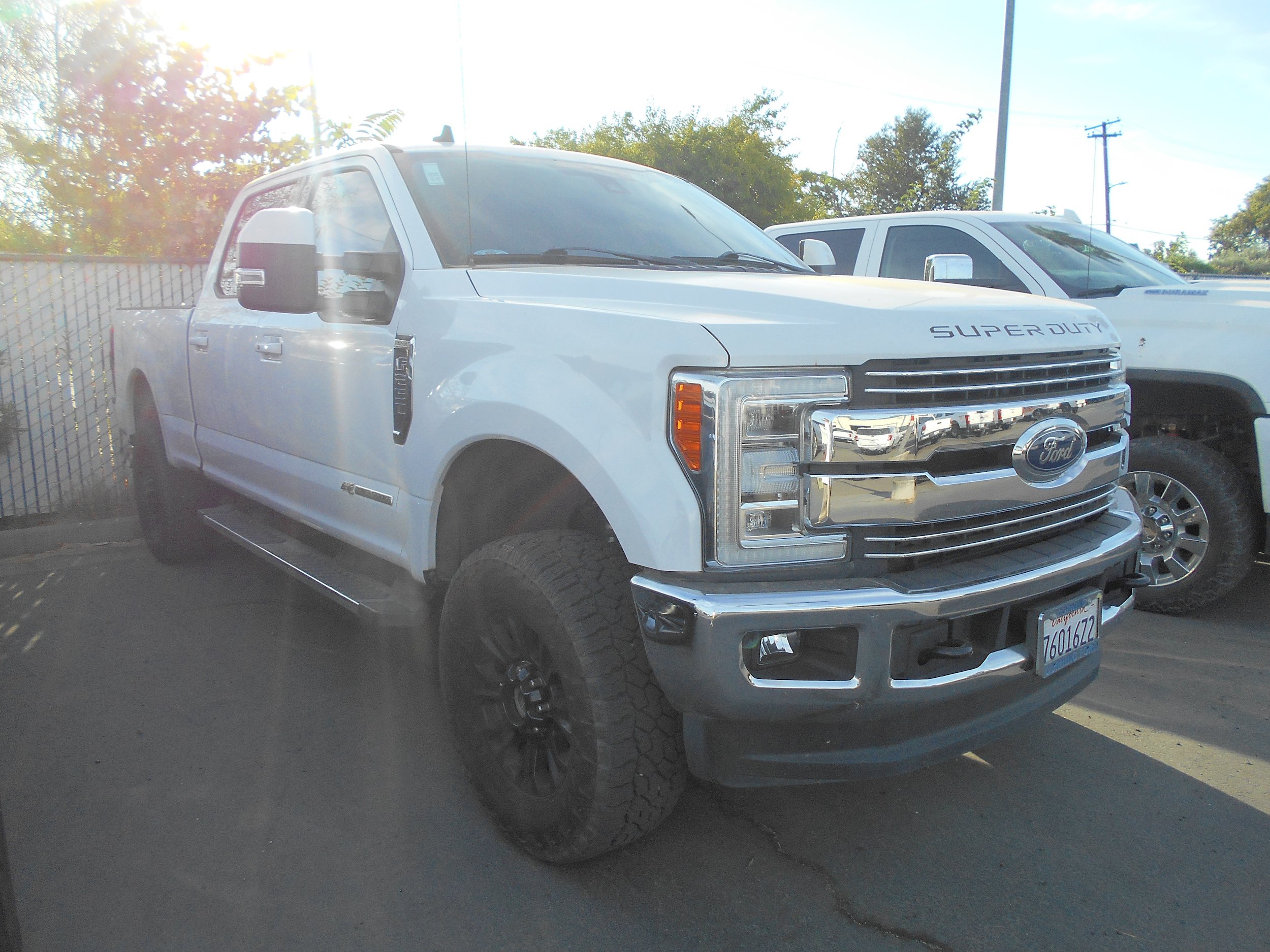 Certified 2019 Ford F250 Lariat w/ Lariat Ultimate Package AWD/4WD image 3