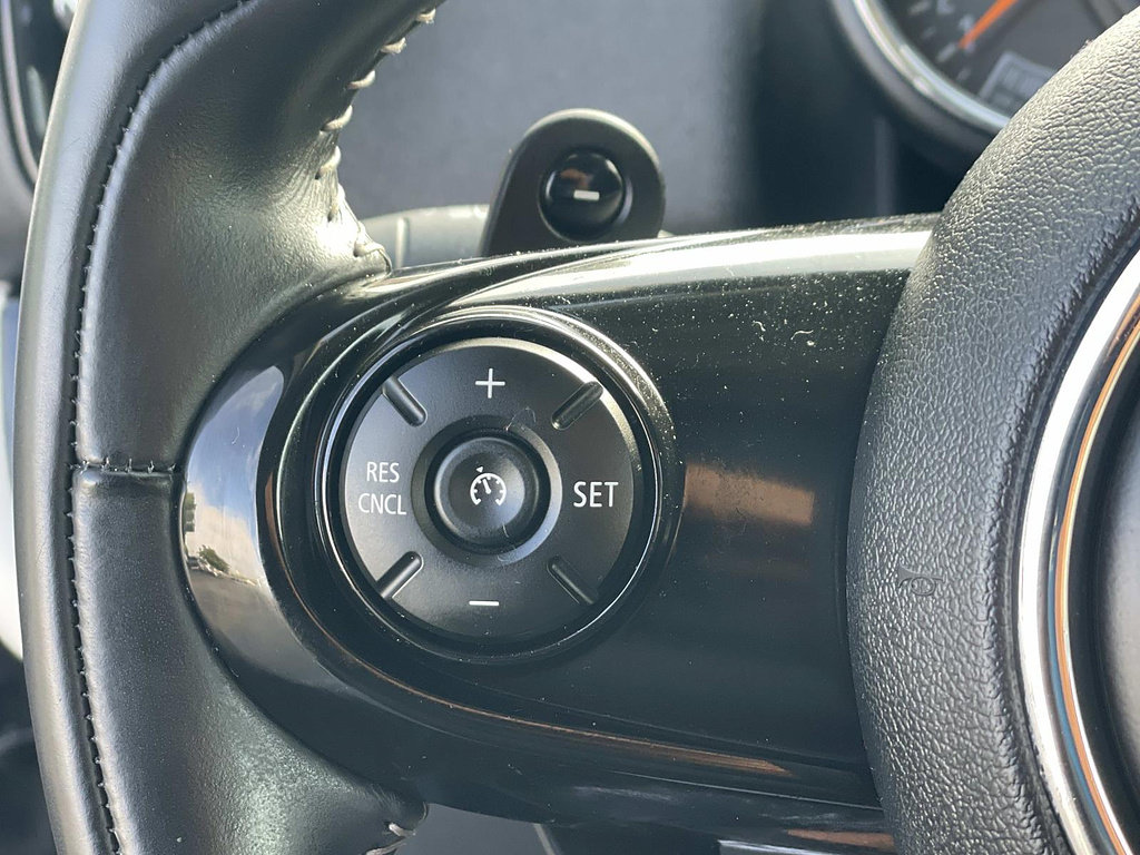 Used 2019 MINI Cooper Countryman S w/ Signature Upholstery Package AWD/4WD image 9