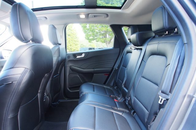 Certified 2022 Ford Escape SEL w/ Technology Package FWD image 19
