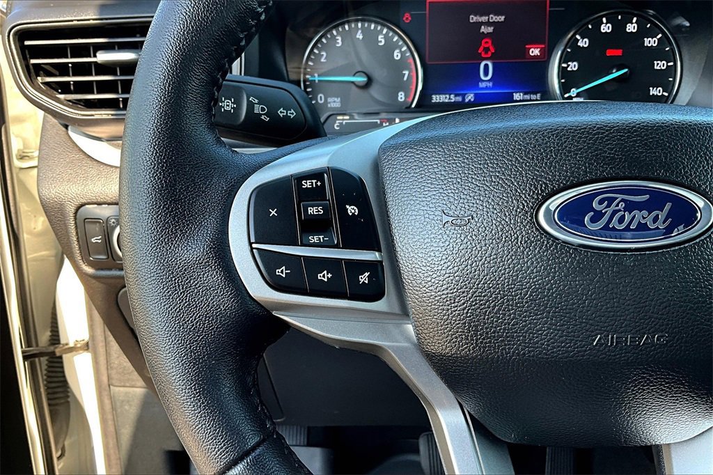 Certified 2023 Ford Explorer XLT image 18
