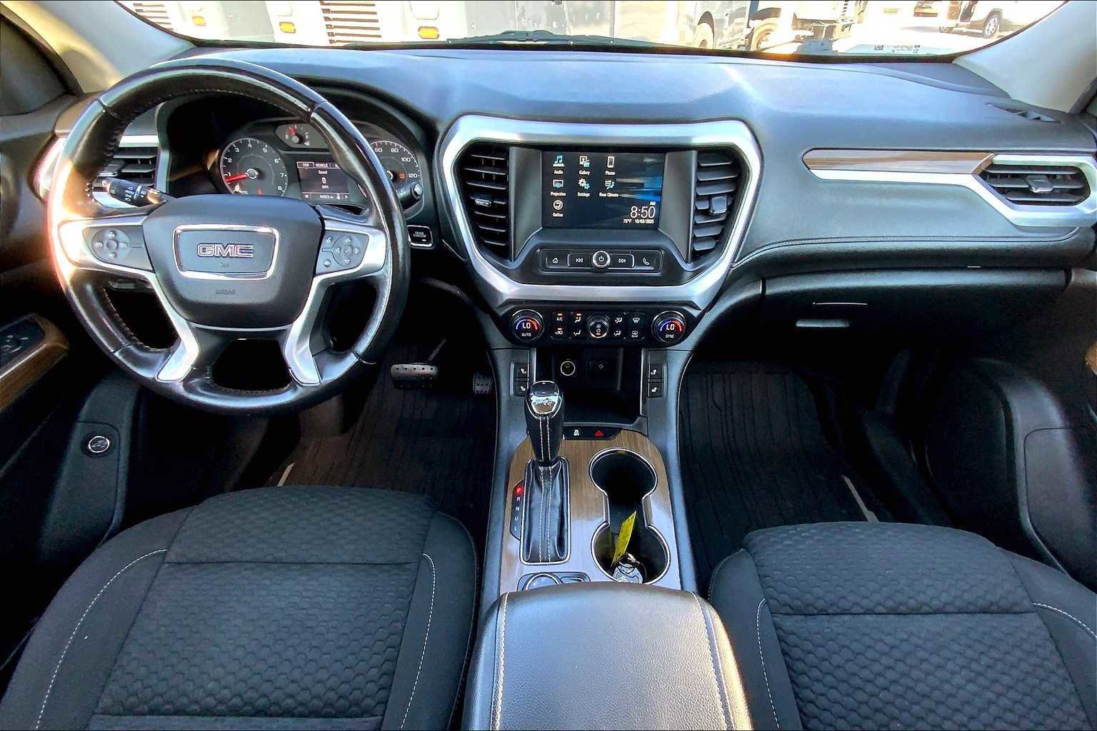 Used 2019 GMC Acadia SLE w/ Driver Alert Package I image 13