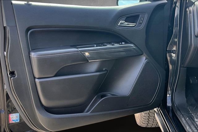 Used 2022 GMC Canyon AT4 w/ Trailering Package image 17