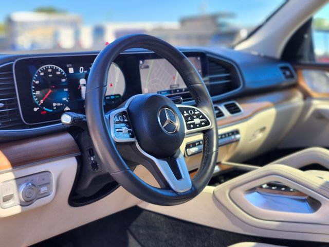 Used 2021 Mercedes-Benz GLS 450 4MATIC image 20