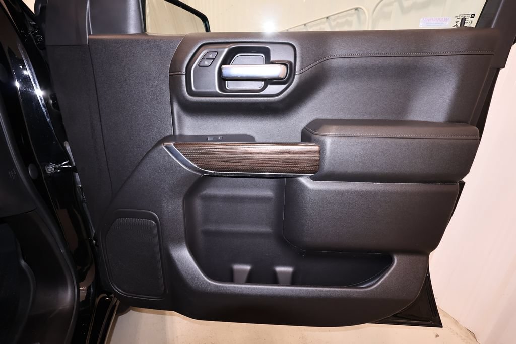 Used 2021 Chevrolet Silverado 1500 RST w/ Z71 Off-Road Package AWD/4WD image 19