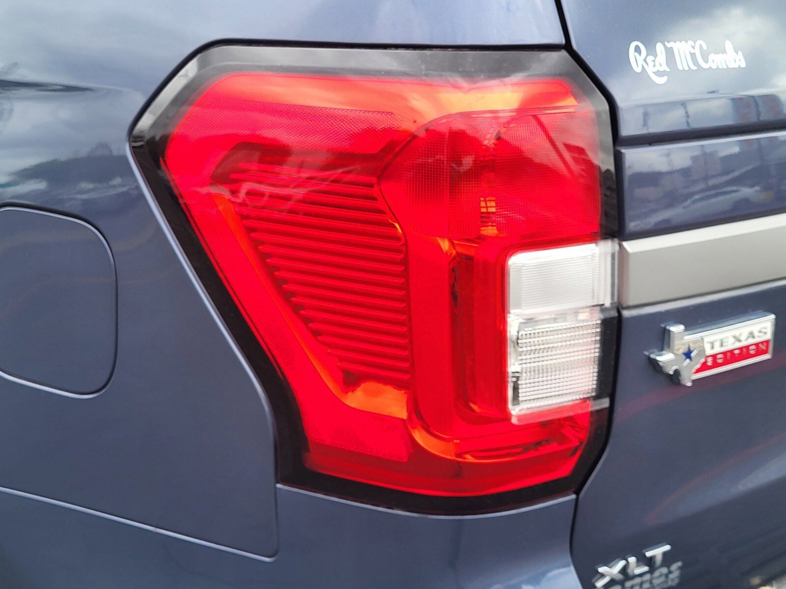 Certified 2023 Ford Expedition XLT image 10