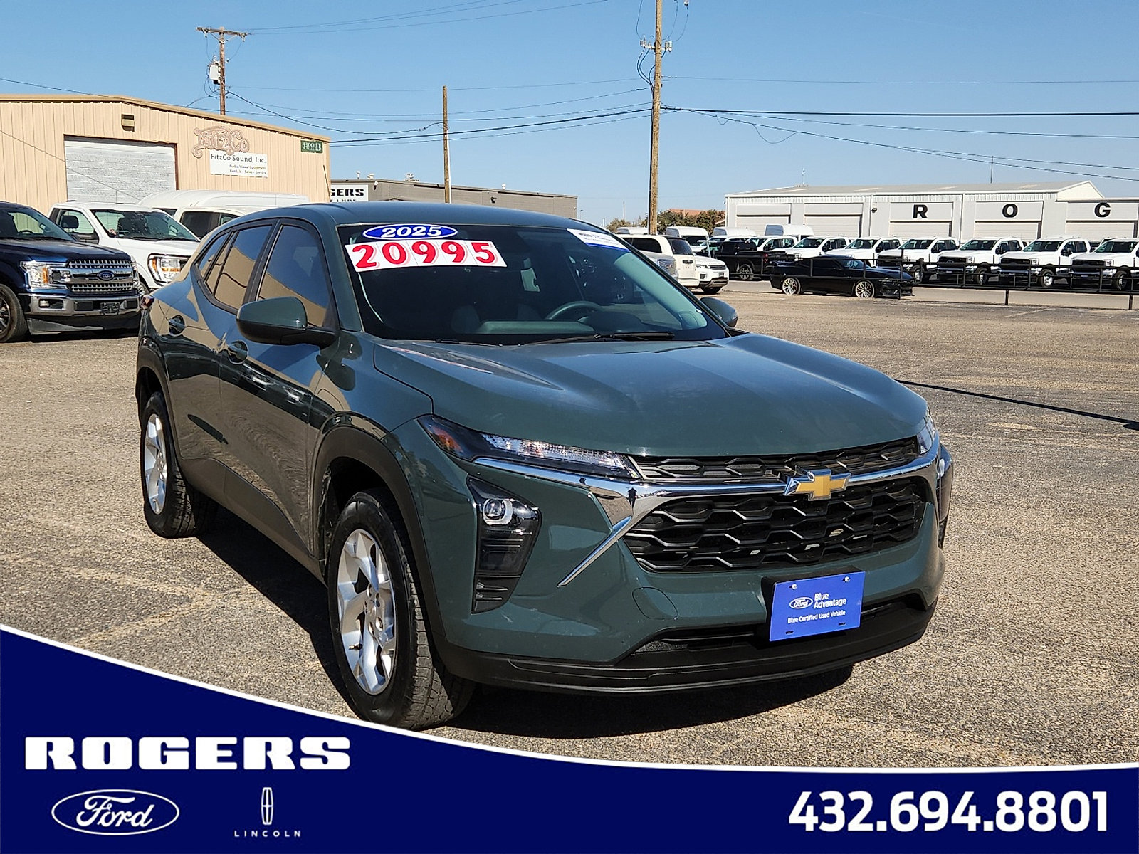 Used 2025 Chevrolet Trax LS w/ LS Convenience Package