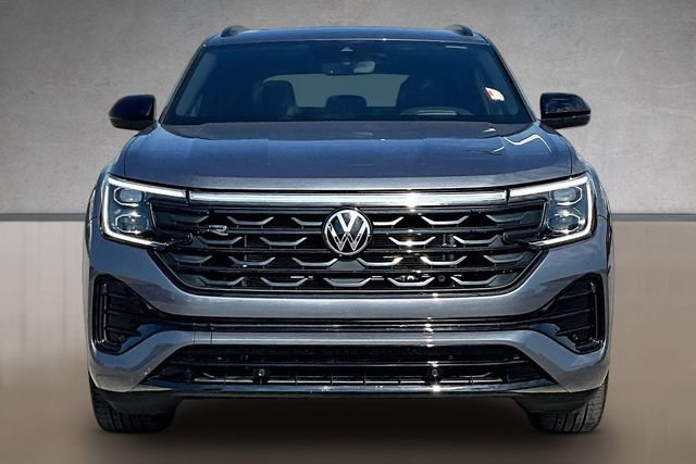 Used 2025 Volkswagen Atlas Cross Sport SEL R-Line AWD/4WD image 3