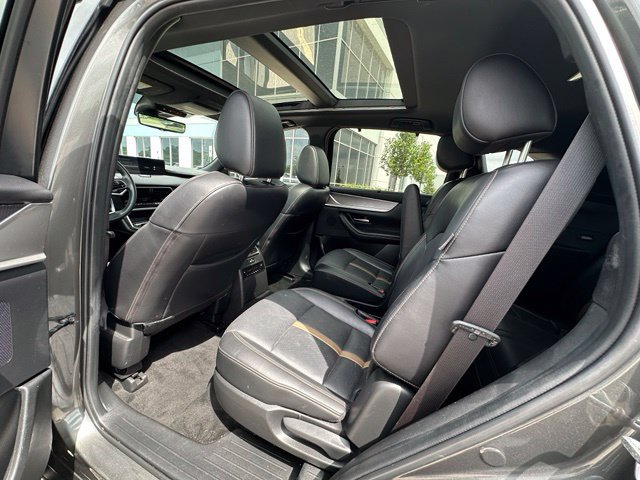 Used 2024 MAZDA CX-90 Plug-In Hybrid w/ Premium Plus AWD/4WD image 17