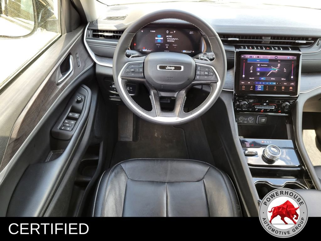 Used 2023 Jeep Grand Cherokee L Limited AWD/4WD image 21