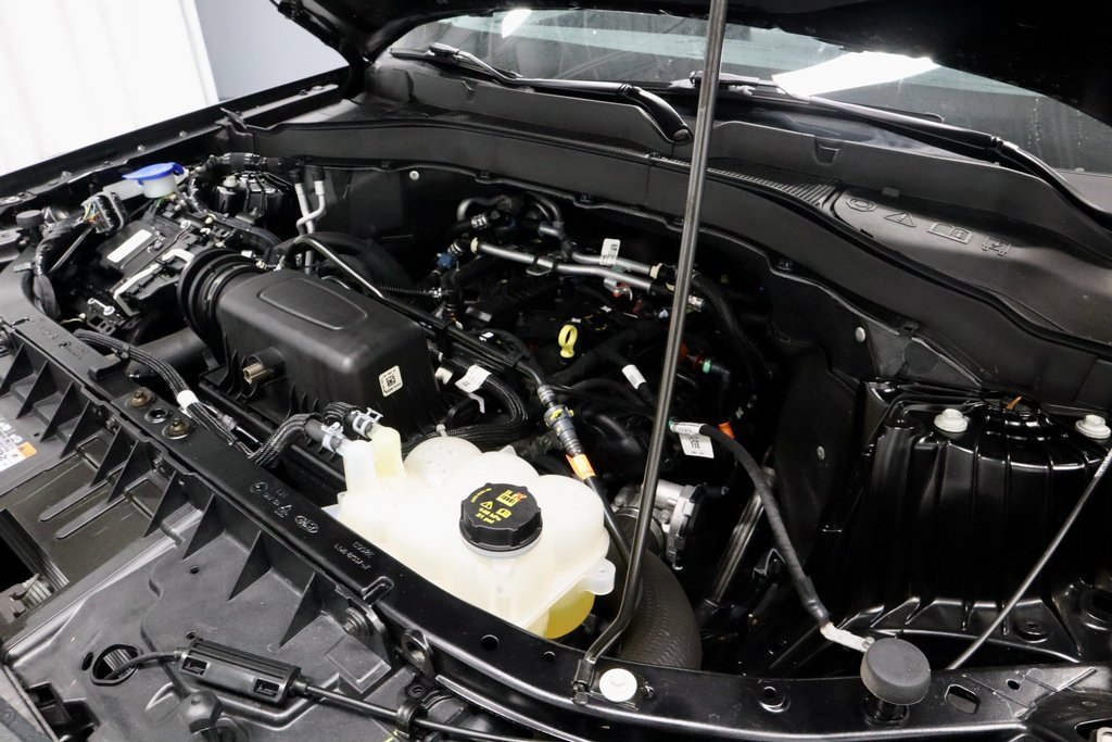 Certified 2023 Ford Explorer XLT image 16