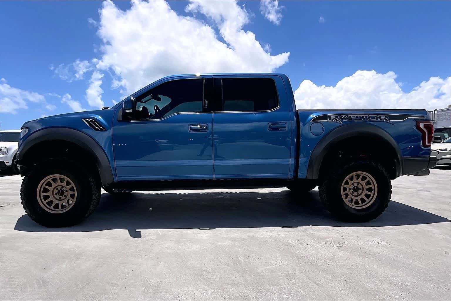 Certified 2020 Ford F150 Raptor w/ Equipment Group 802A Luxury AWD/4WD image 3