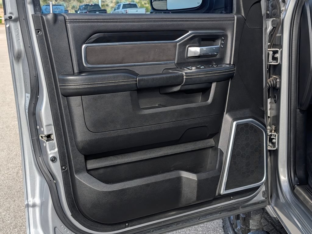 Used 2021 RAM 3500 Laramie AWD/4WD image 24