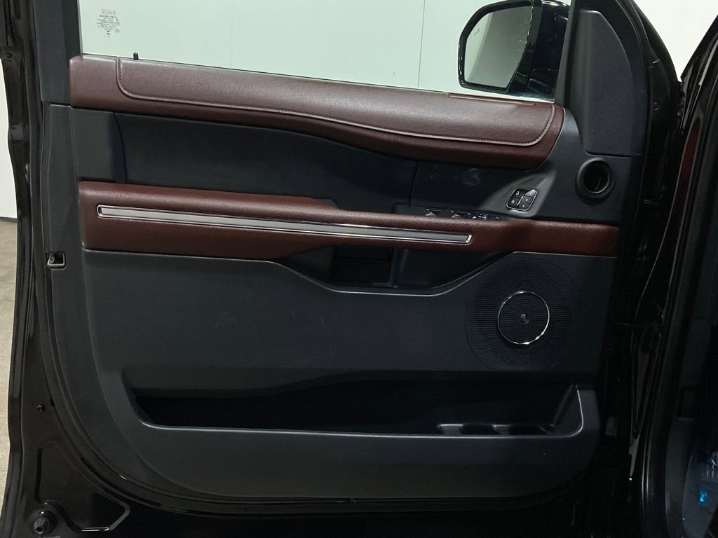 Certified 2024 Ford Expedition Max Limited image 23